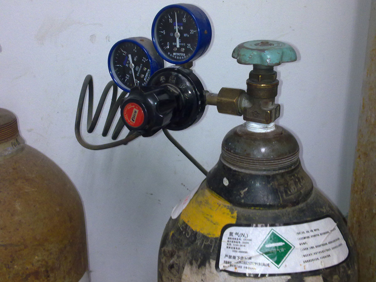 Compressed Gas Cylinder (CGC) Safety | OSHA Safety Manuals