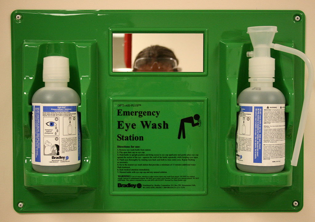 How To Use An Eyewash OSHA Safety Manuals